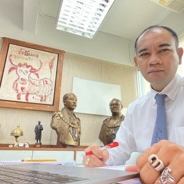 Dr. Damrongphon Inchan